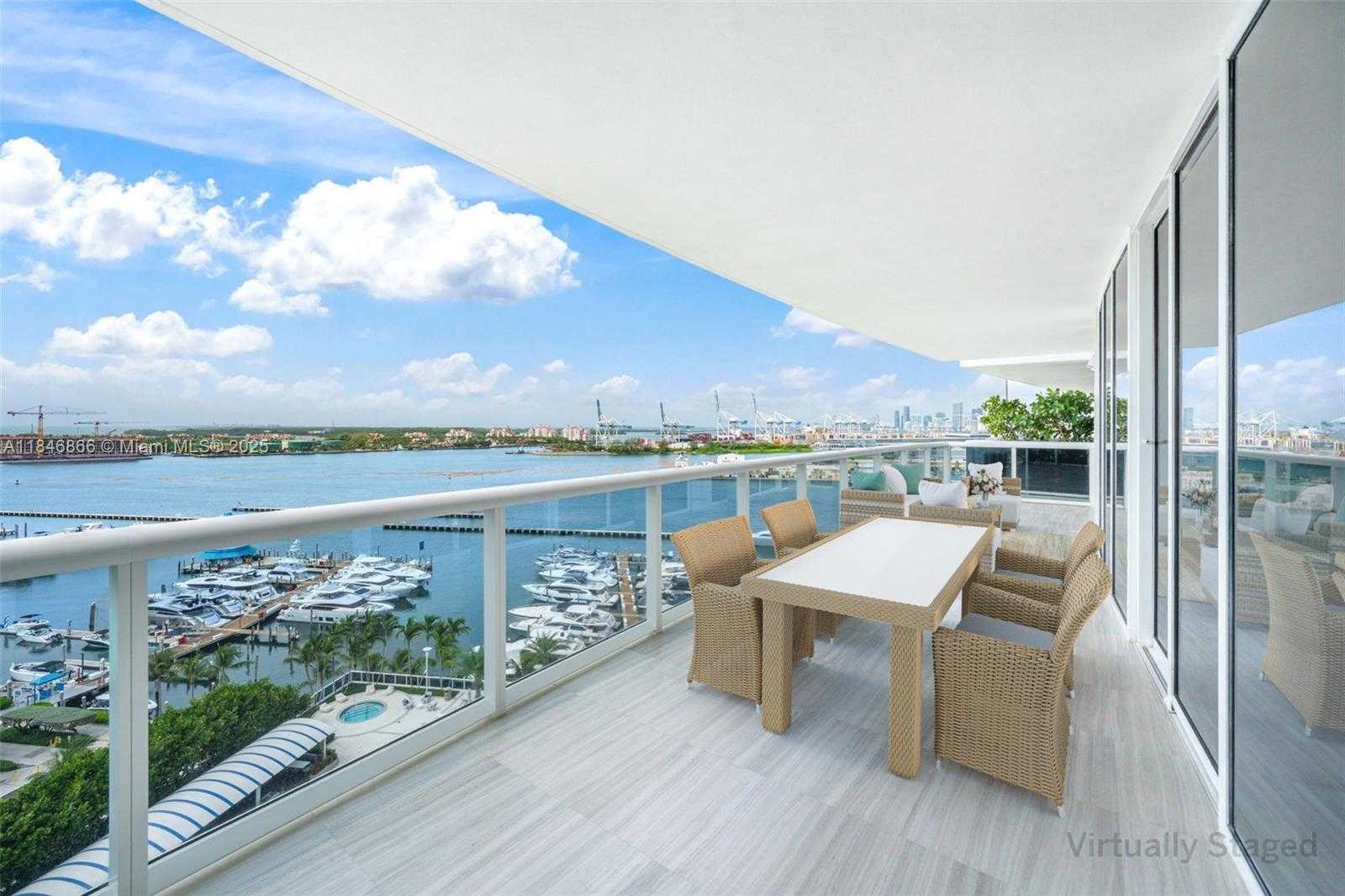 Small Image of 400 ALTON RD #1508, Miami Beach Number 15