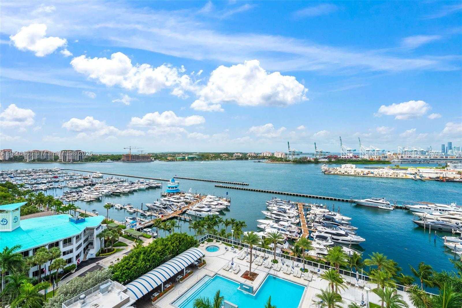 Small Image of 400 ALTON RD #1508, Miami Beach Number 18