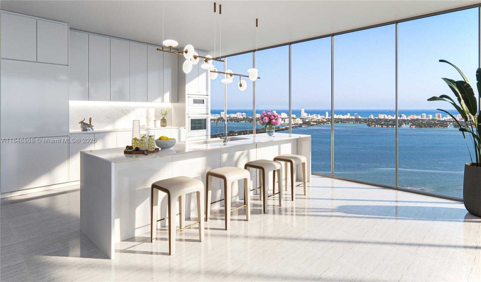 Small Image of Miami Number 32