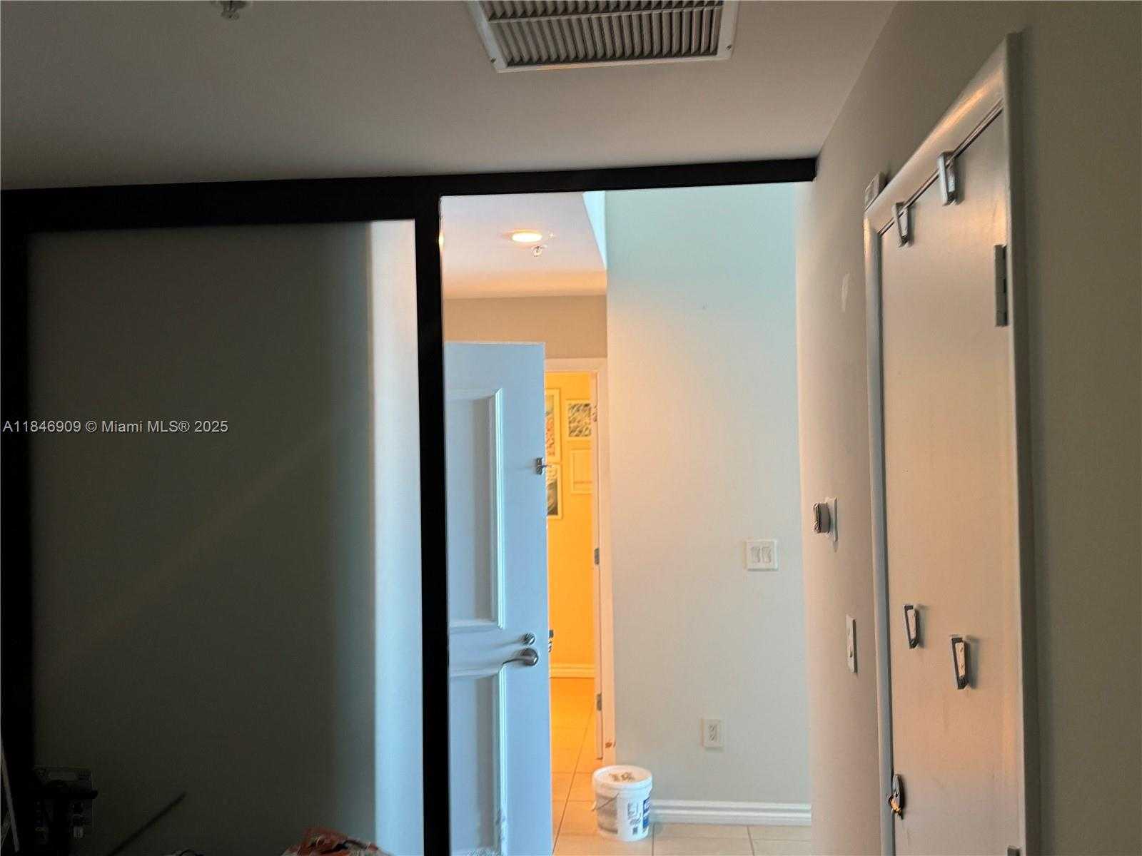 Small Image of 1945 SOUTH OCEAN DR #2311, Hallandale Beach Number 19