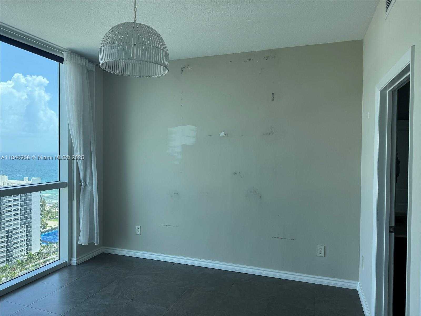 Small Image of 1945 SOUTH OCEAN DR #2311, Hallandale Beach Number 7