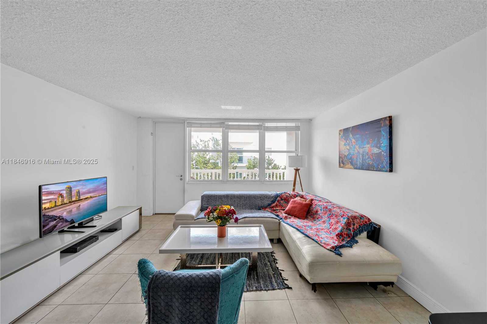 Small Image of 2016 BAY DR #505, Miami Beach Number 3
