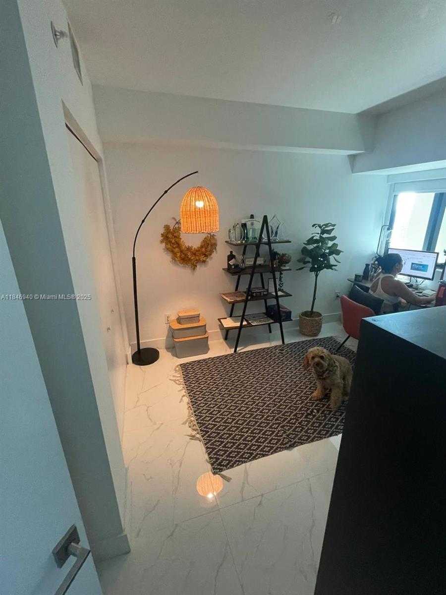 Small Image of 650 NORTH EAST 32ND ST #4406, Miami Number 17