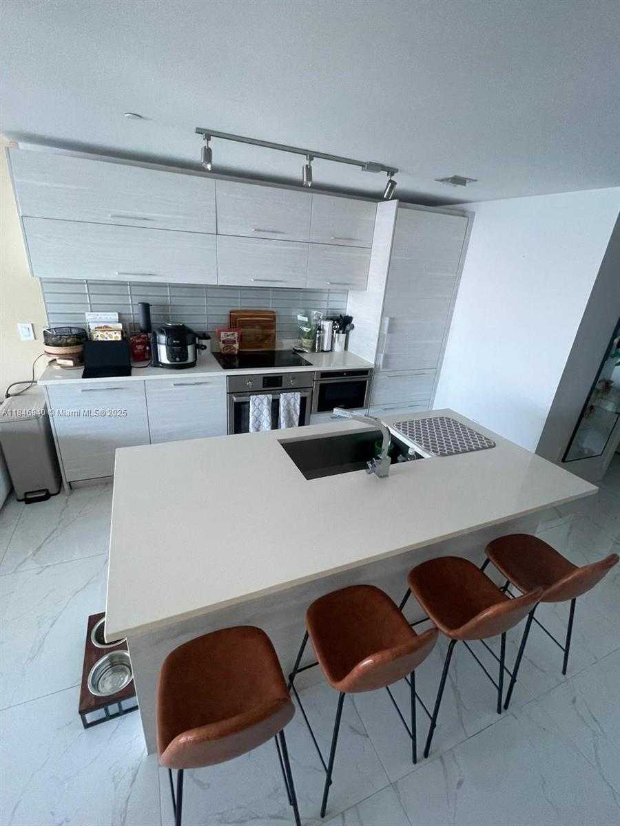 Small Image of 650 NORTH EAST 32ND ST #4406, Miami Number 9
