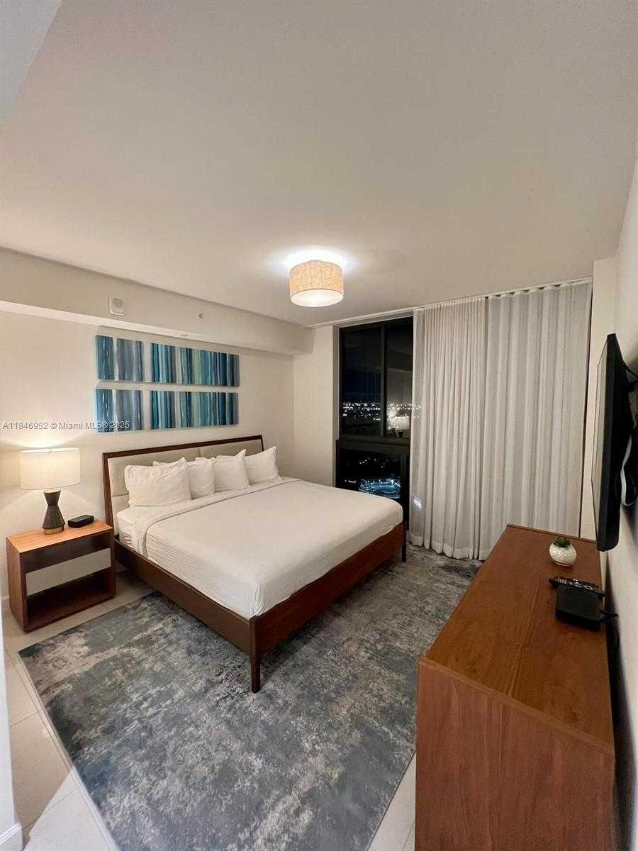 Small Image of 5350 NORTH WEST 84TH AVE #1701, Doral Number 37