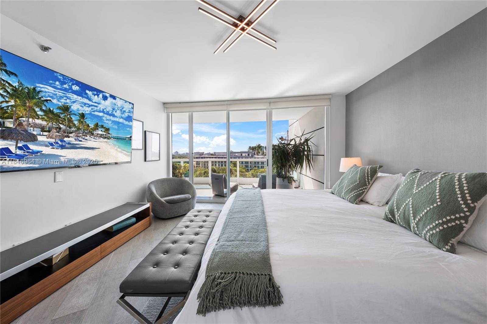 Small Image of 2127 BRICKELL AVE #1005, Miami Number 13