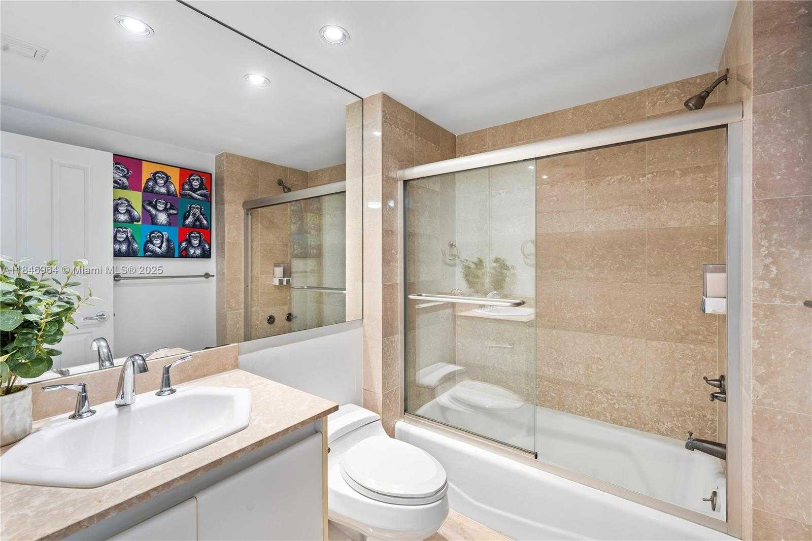 Small Image of 2127 BRICKELL AVE #1005, Miami Number 18