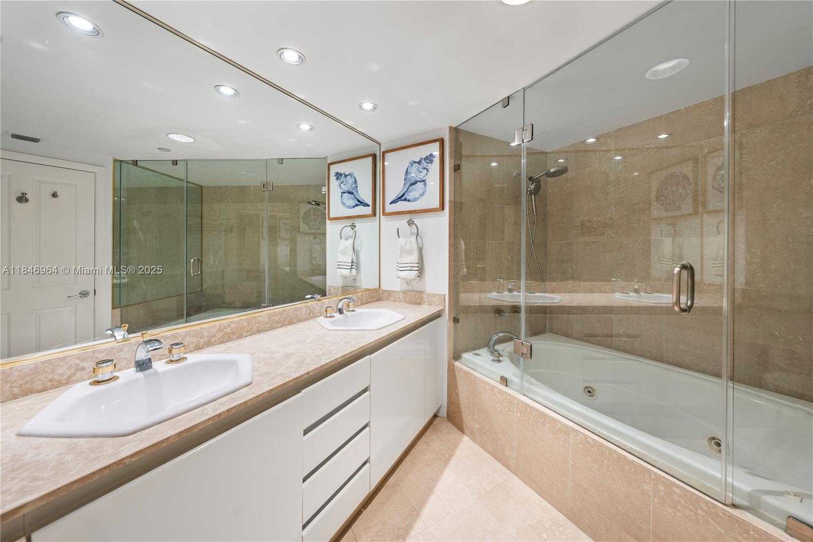 Small Image of 2127 BRICKELL AVE #1005, Miami Number 19