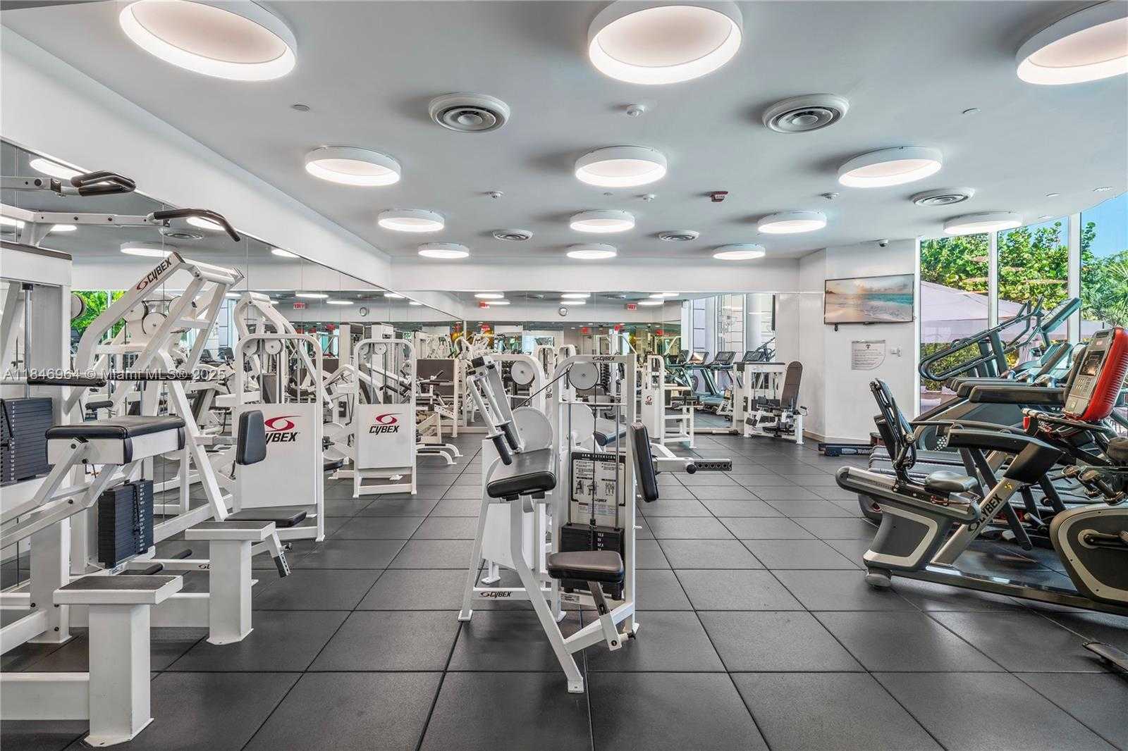 Small Image of 2127 BRICKELL AVE #1005, Miami Number 23
