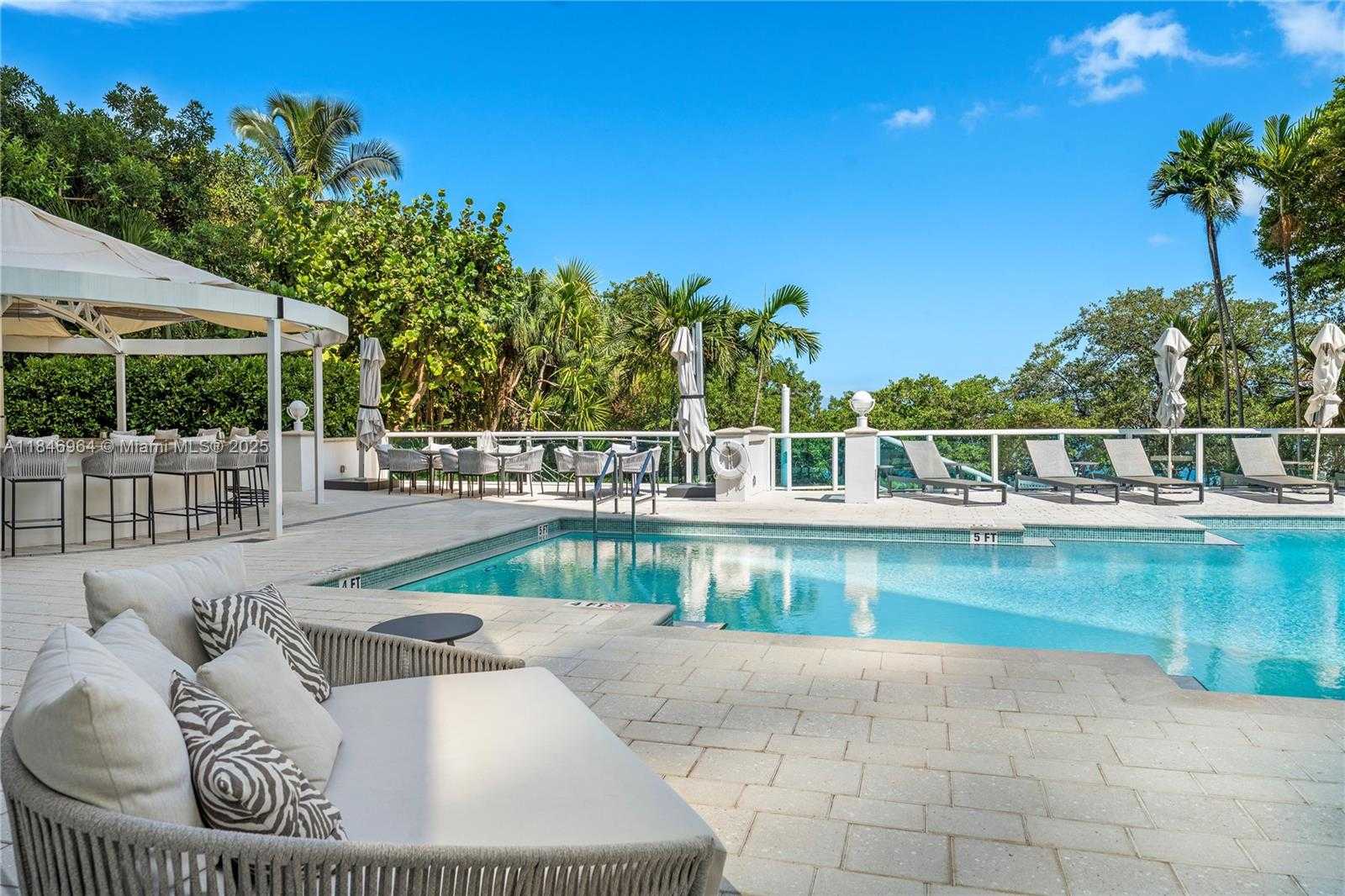 Small Image of 2127 BRICKELL AVE #1005, Miami Number 27