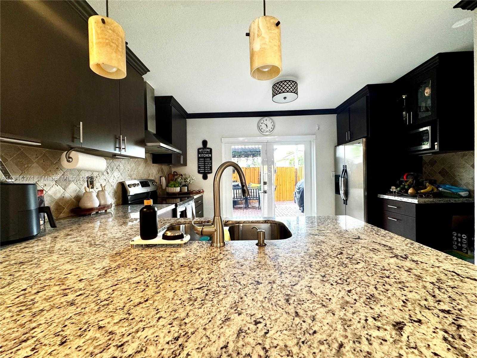 Small Image of 541 NORTH WEST 82ND CT #371, Miami Number 11