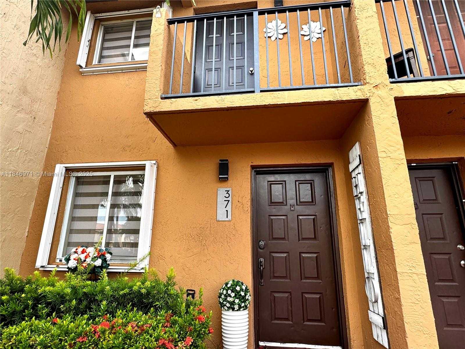 Small Image of 541 NORTH WEST 82ND CT #371, Miami Number 2