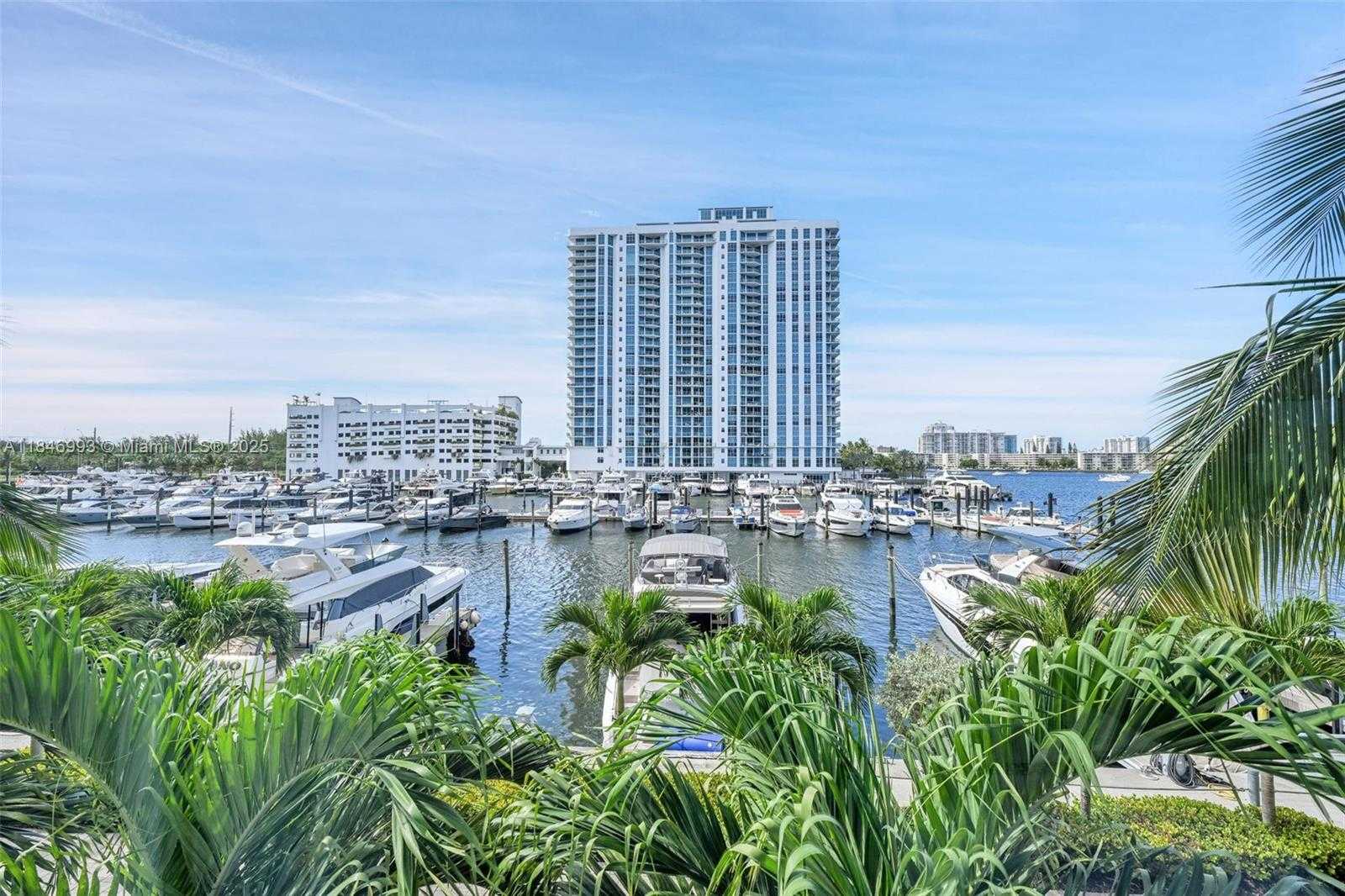 Small Image of 17111 BISCAYNE BLVD #207, North Miami Beach Number 24