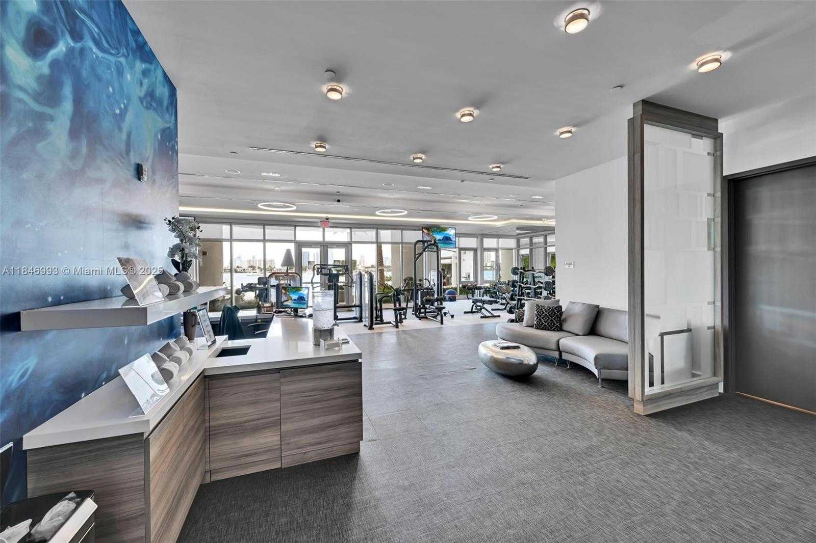 Small Image of 17111 BISCAYNE BLVD #207, North Miami Beach Number 30