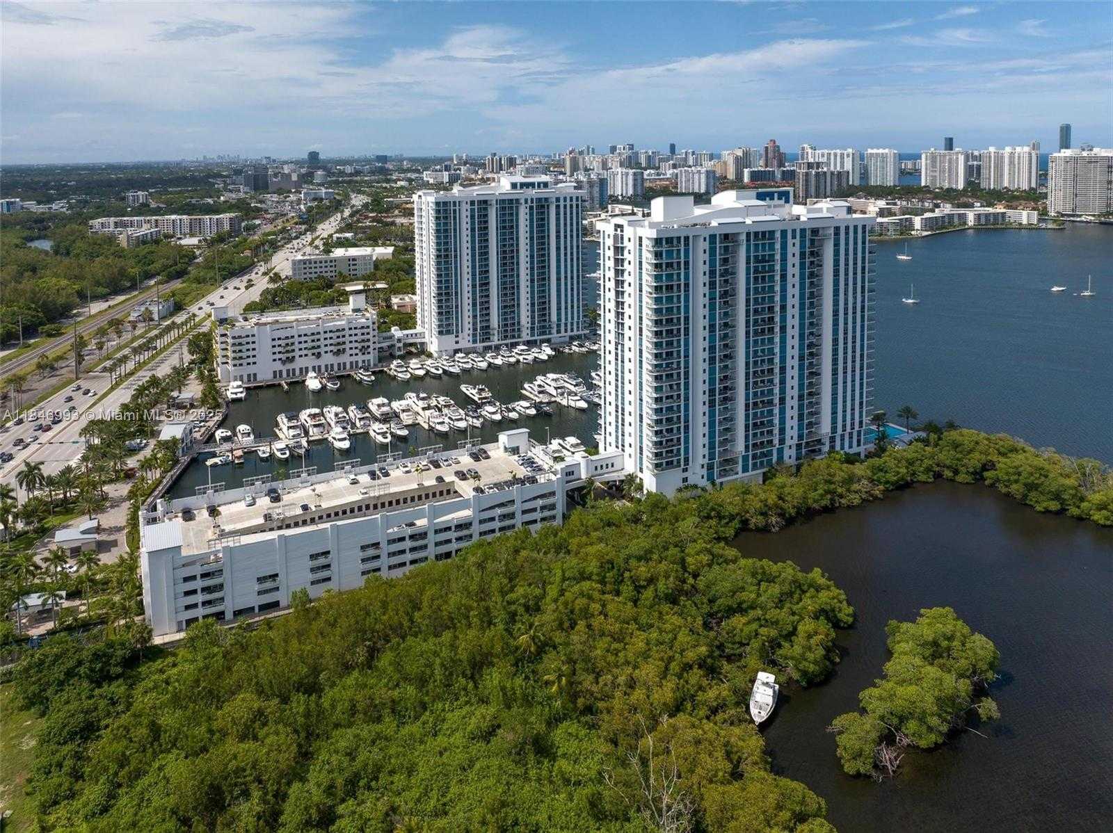 Small Image of 17111 BISCAYNE BLVD #207, North Miami Beach Number 45