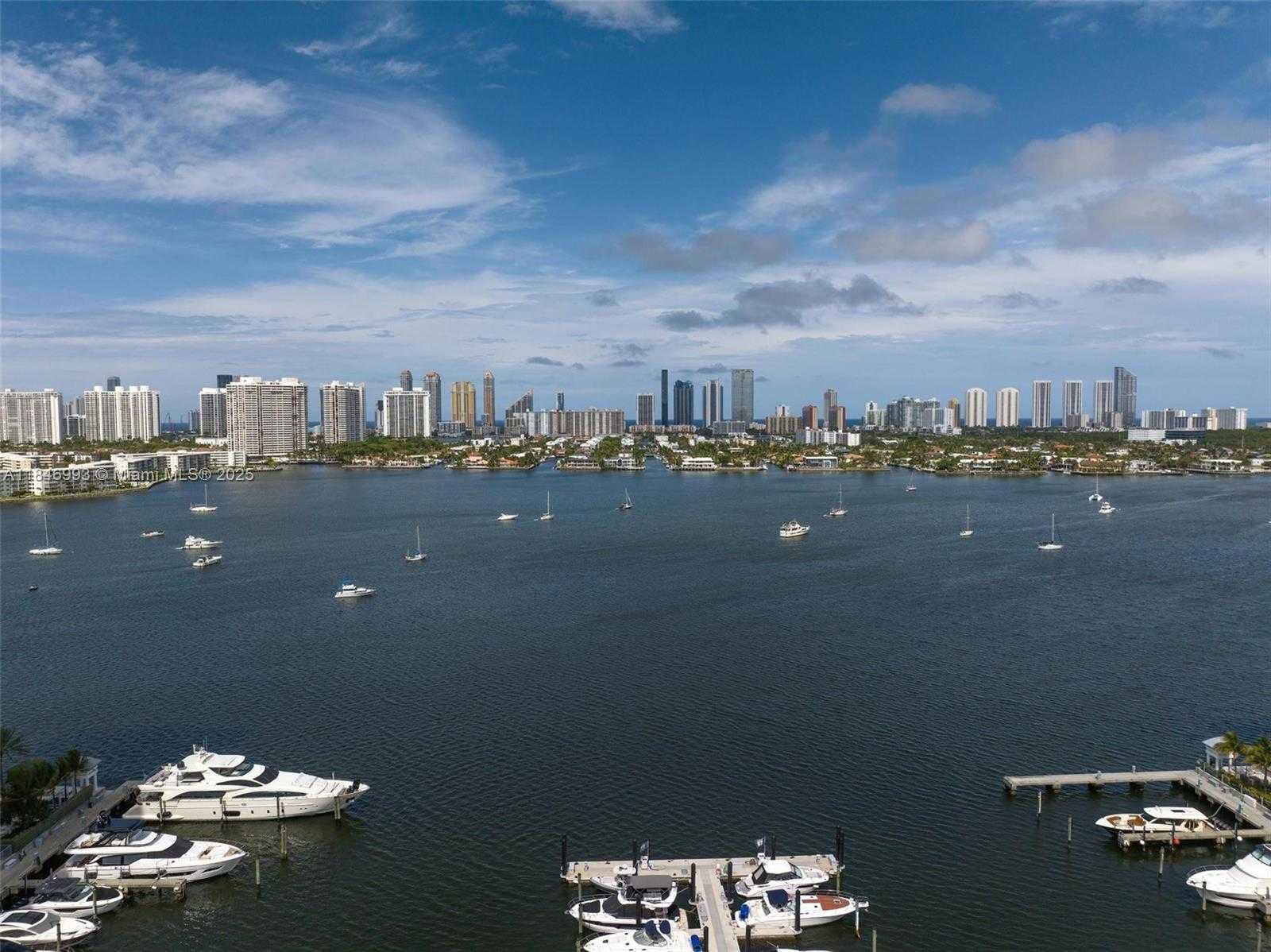 Small Image of 17111 BISCAYNE BLVD #207, North Miami Beach Number 53