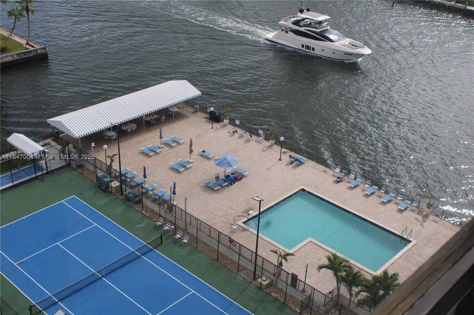 Small Image of 2017 SOUTH OCEAN DR #1206, Hallandale Beach Number 16