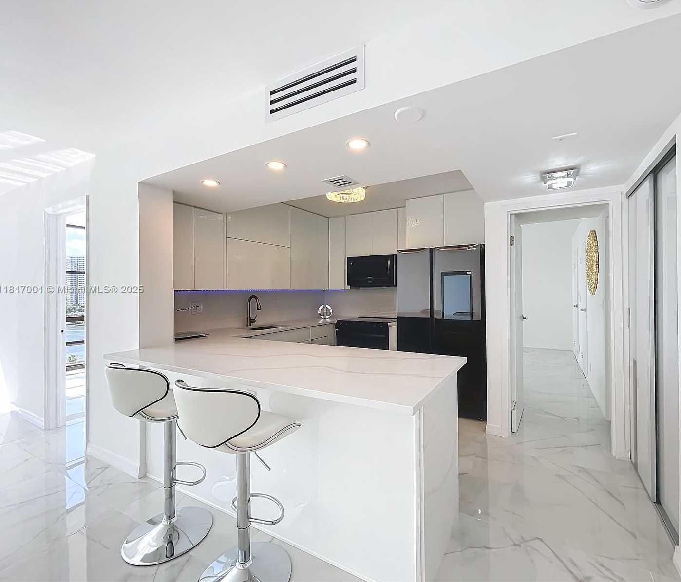 Small Image of 2017 SOUTH OCEAN DR #1206, Hallandale Beach Number 21