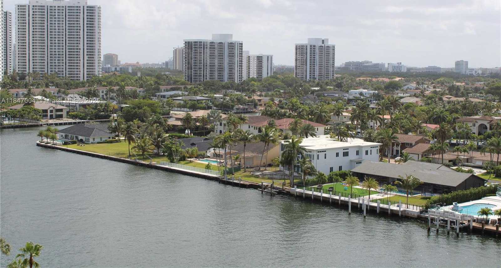 Small Image of 2017 SOUTH OCEAN DR #1206, Hallandale Beach Number 45