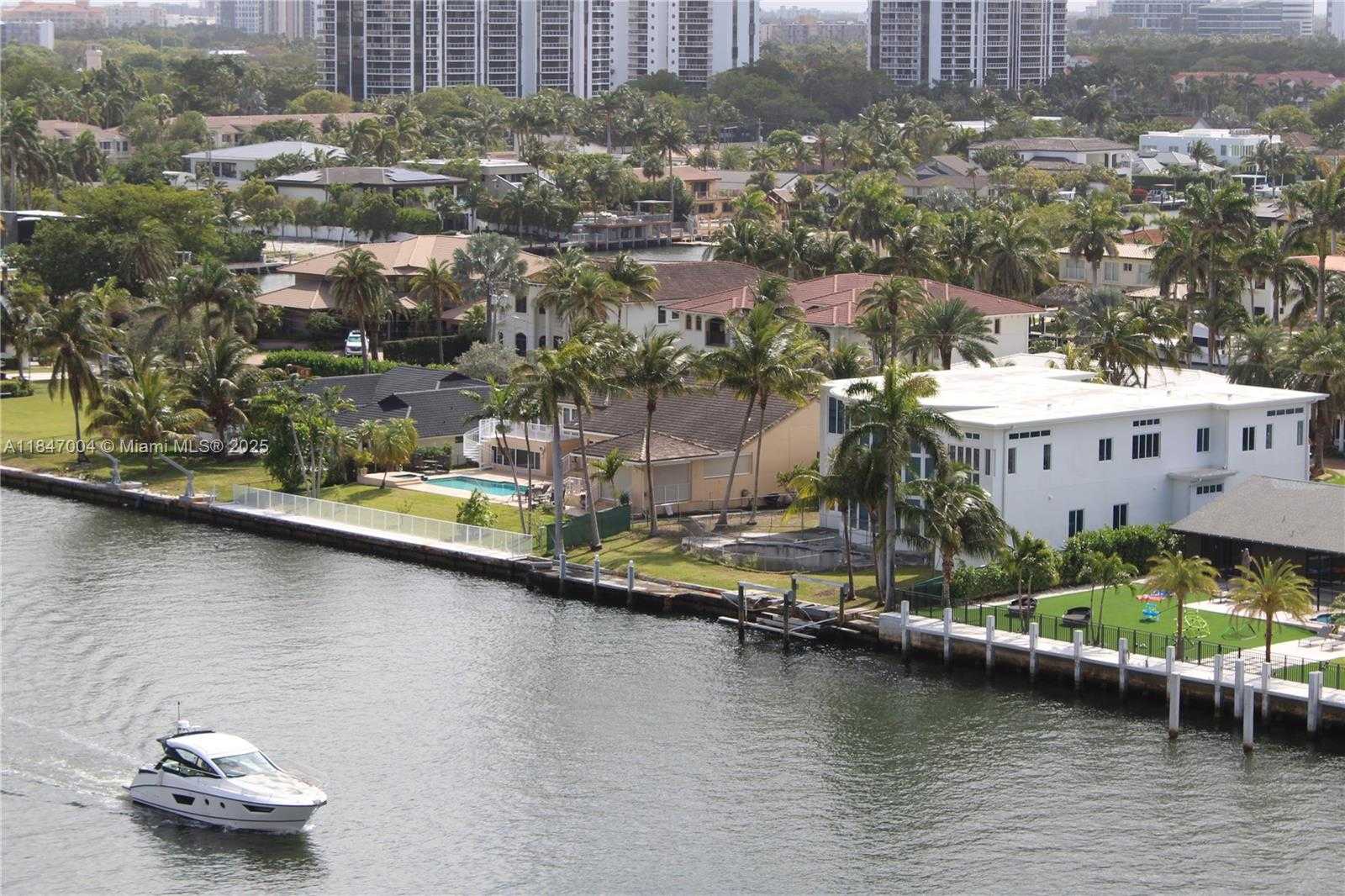 Small Image of 2017 SOUTH OCEAN DR #1206, Hallandale Beach Number 47