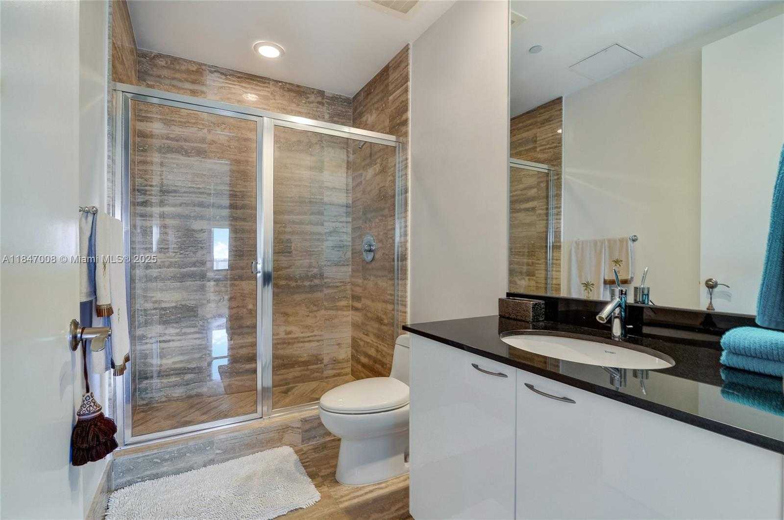 Small Image of 15901 COLLINS AVE #2805, Sunny Isles Beach Number 11