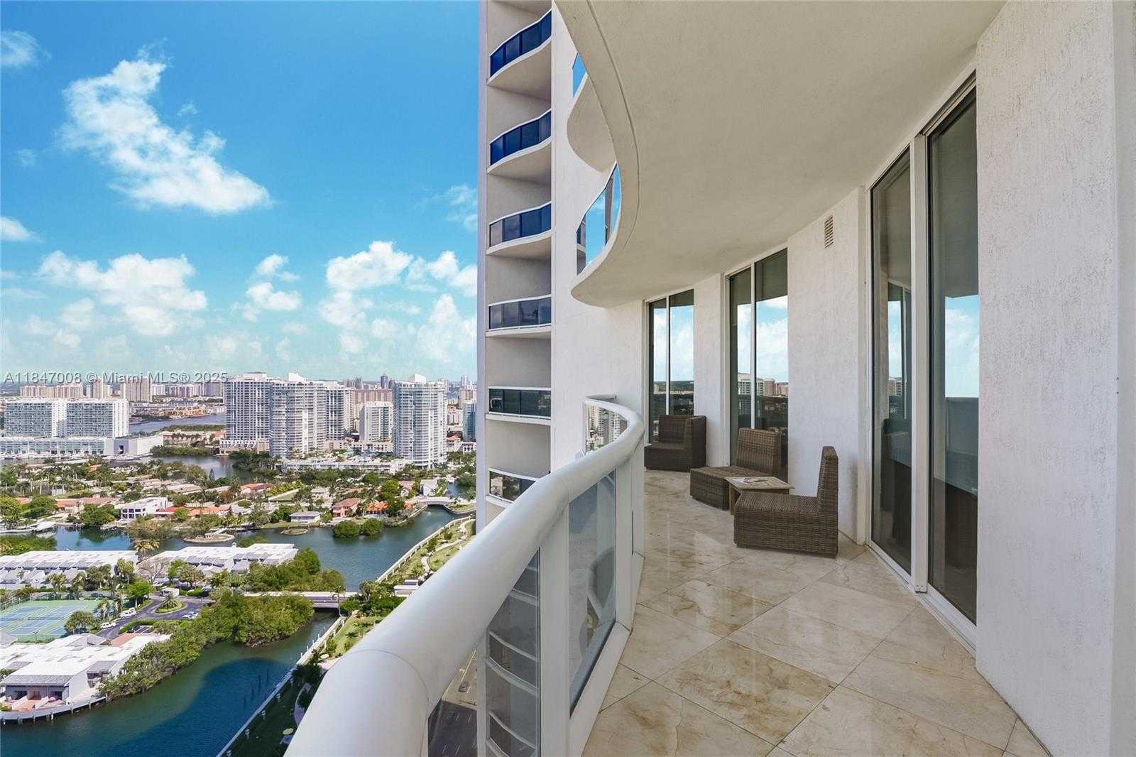 Small Image of 15901 COLLINS AVE #2805, Sunny Isles Beach Number 2