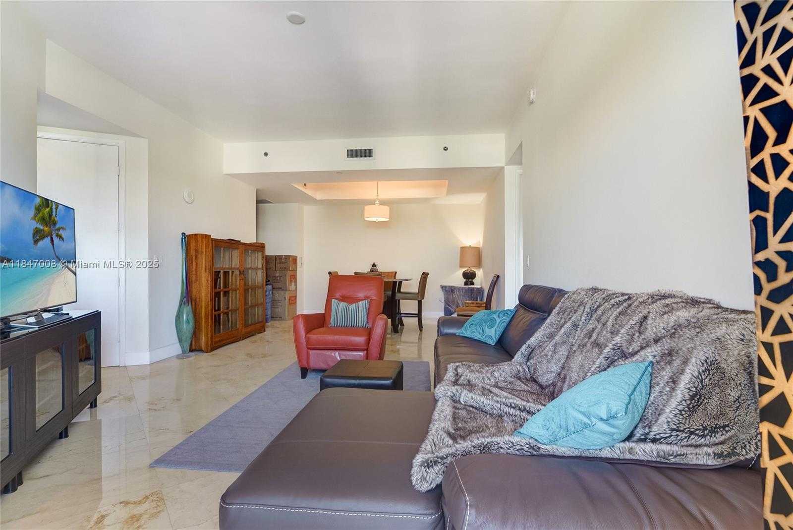Small Image of 15901 COLLINS AVE #2805, Sunny Isles Beach Number 8