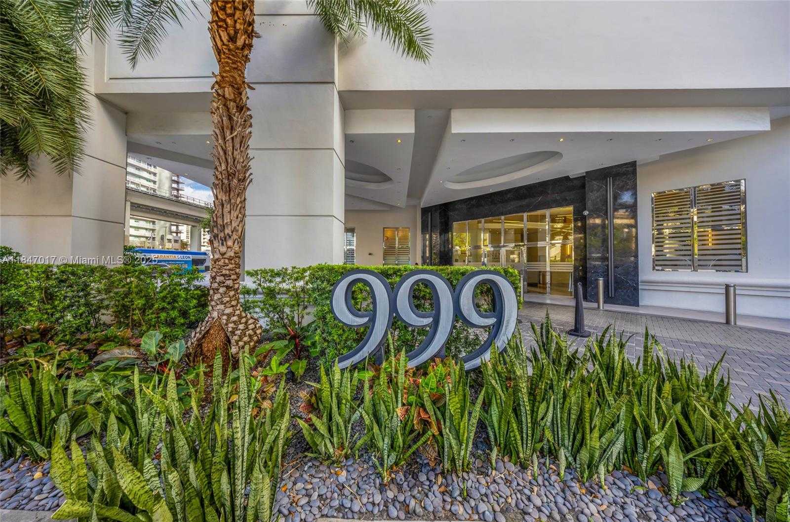 Small Image of 999 SOUTH WEST 1ST AVE #1417, Miami Number 21