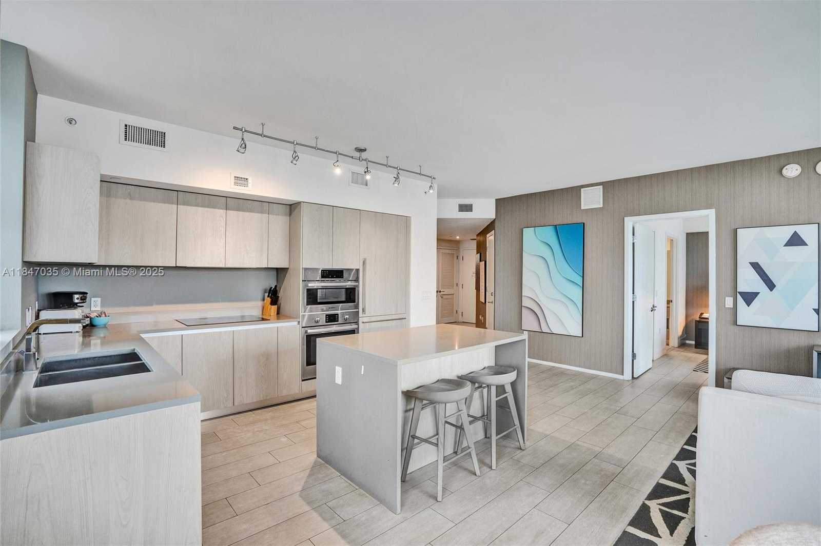 Small Image of 4010 SOUTH OCEAN DR #R908, Hollywood Number 12