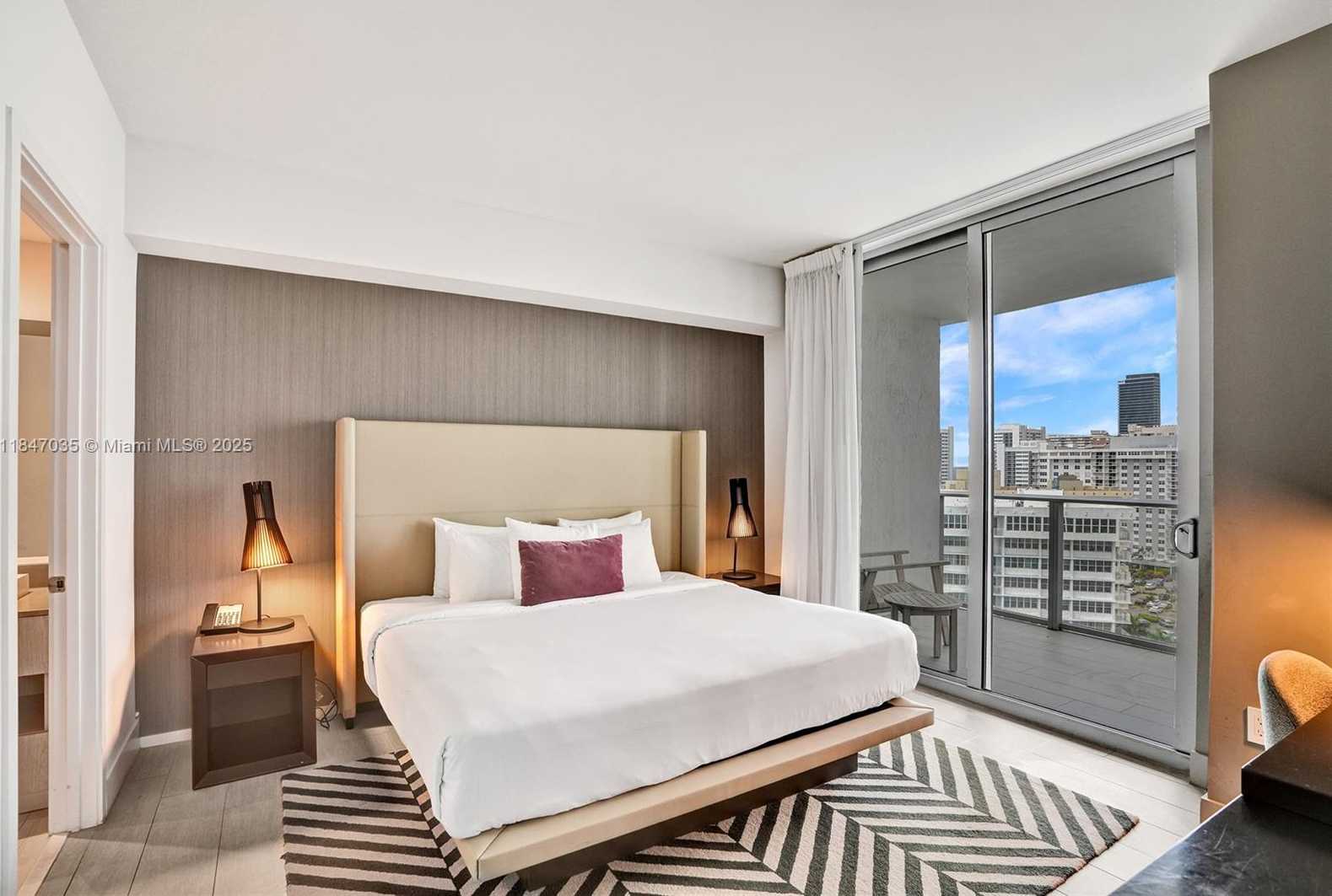 Small Image of 4010 SOUTH OCEAN DR #R908, Hollywood Number 13