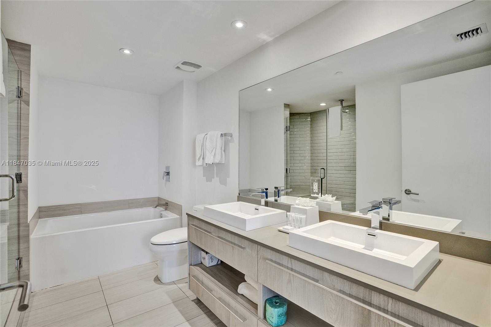 Small Image of 4010 SOUTH OCEAN DR #R908, Hollywood Number 17