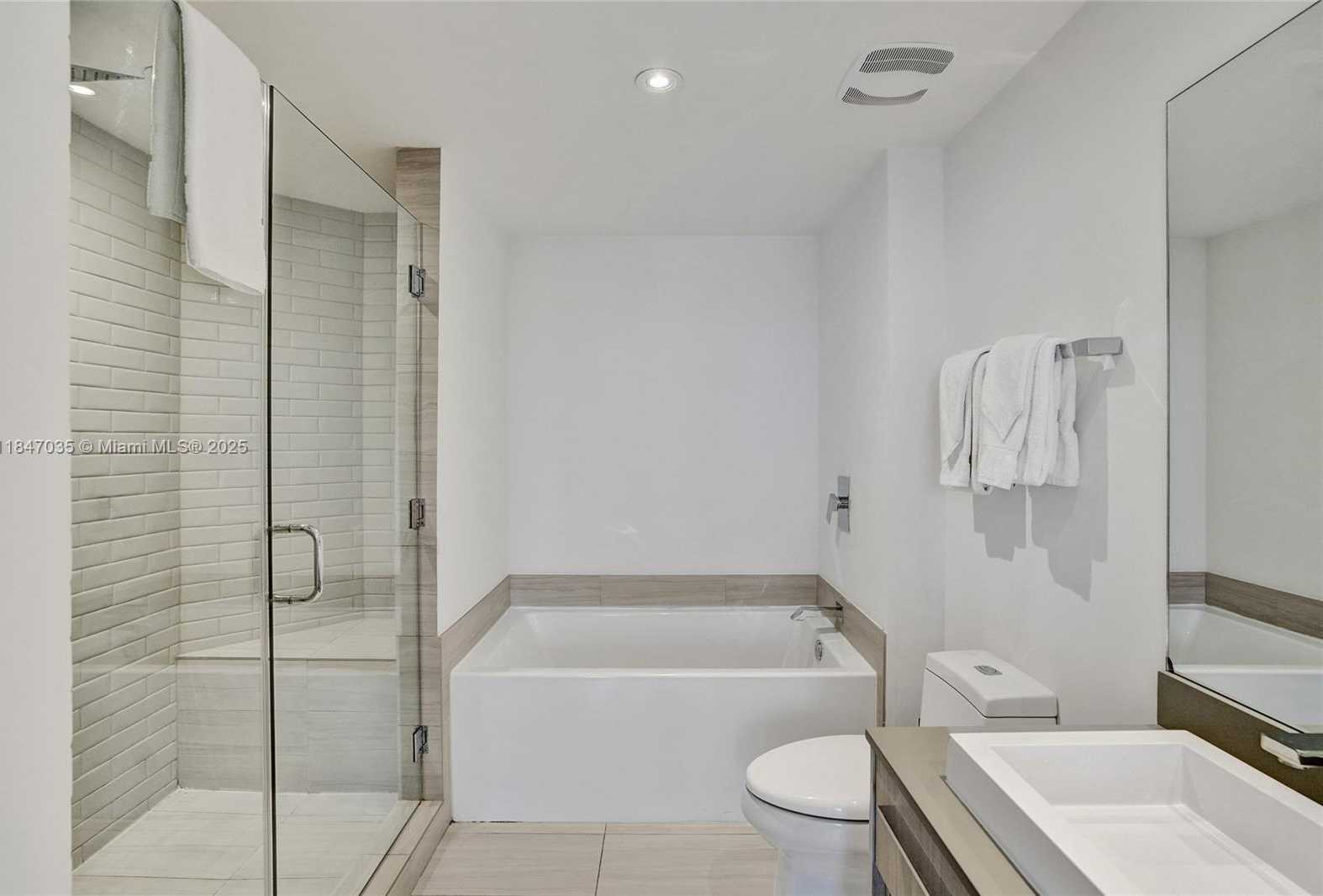 Small Image of 4010 SOUTH OCEAN DR #R908, Hollywood Number 19