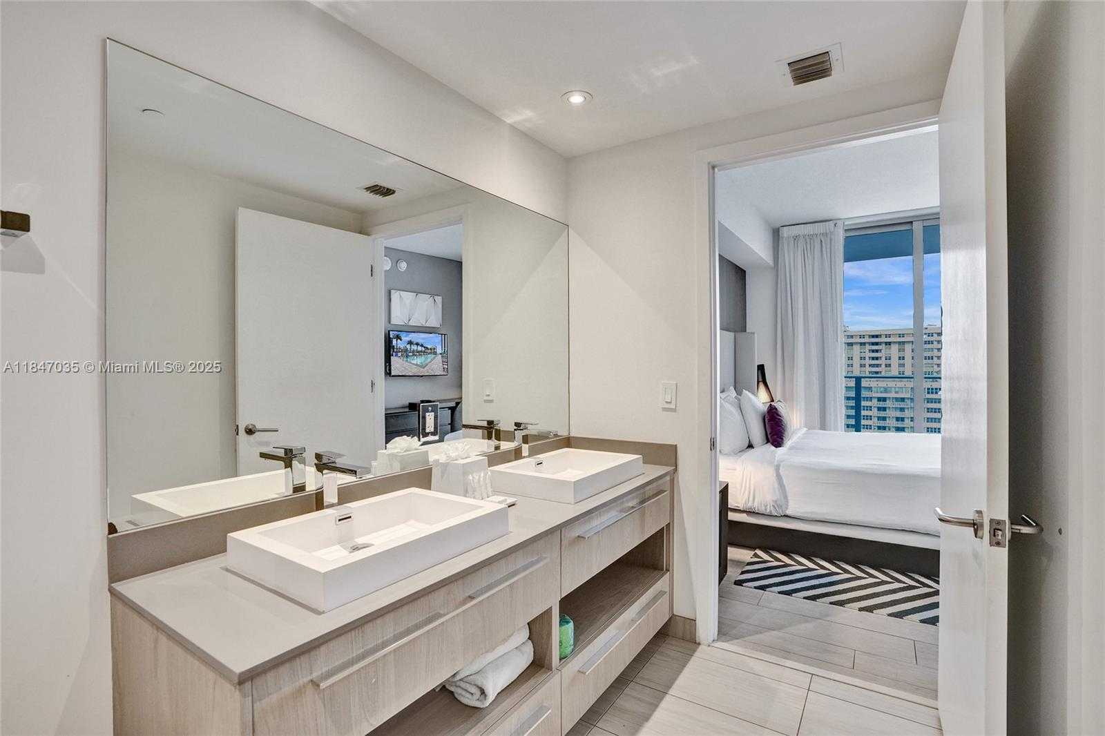 Small Image of 4010 SOUTH OCEAN DR #R908, Hollywood Number 20