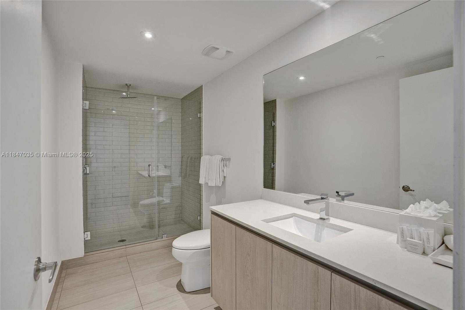 Small Image of 4010 SOUTH OCEAN DR #R908, Hollywood Number 36