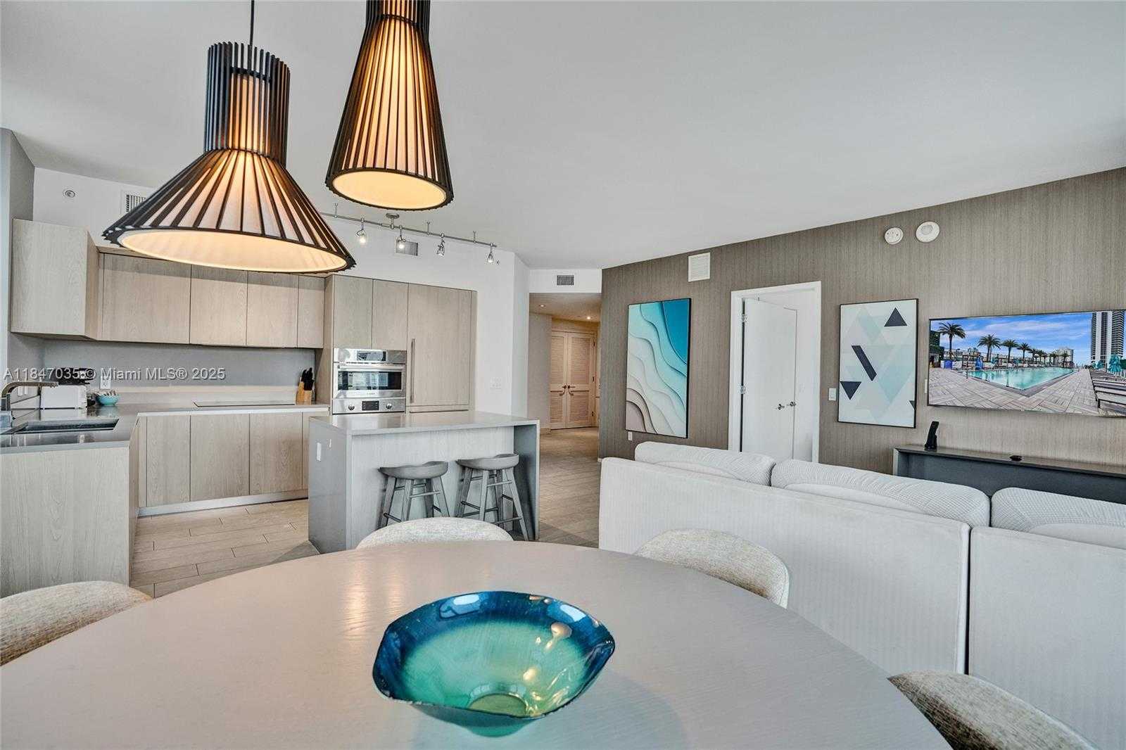 Small Image of 4010 SOUTH OCEAN DR #R908, Hollywood Number 6