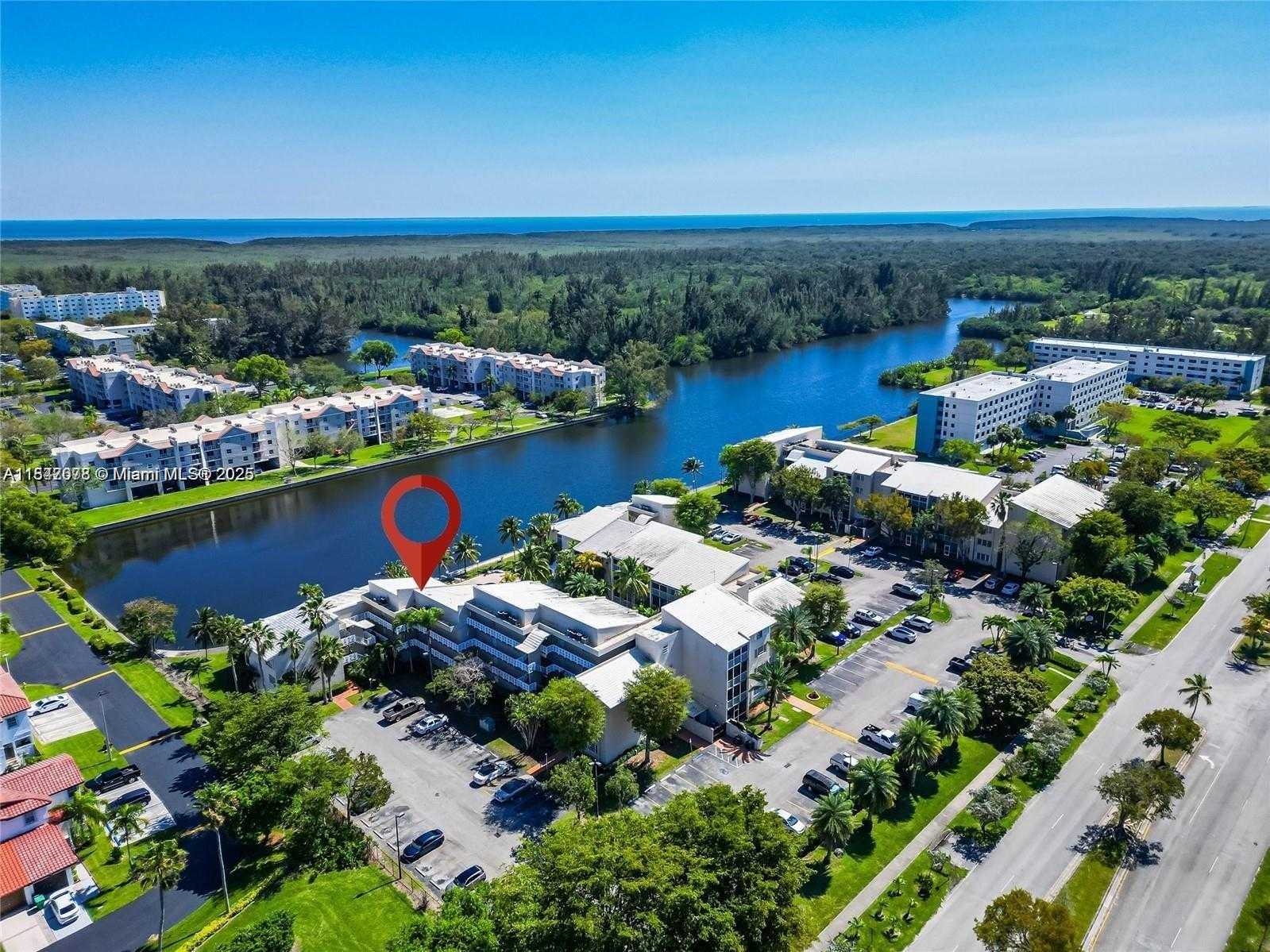 Small Image of 21121 SOUTH WEST 85TH AVE #311, Cutler Bay Number 3