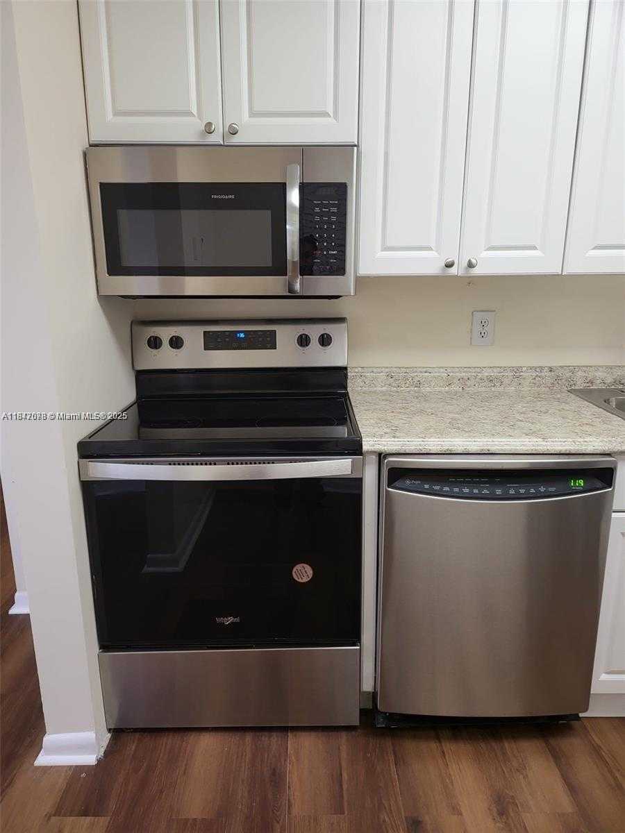 Small Image of 21121 SOUTH WEST 85TH AVE #311, Cutler Bay Number 6