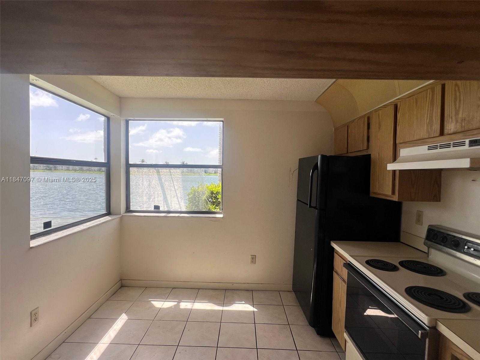 Small Image of 840 Independence Dr, Homestead, FL 33034, USA Number 10