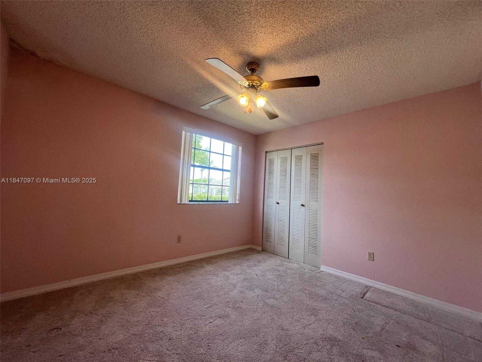 Small Image of 840 Independence Dr, Homestead, FL 33034, USA Number 14