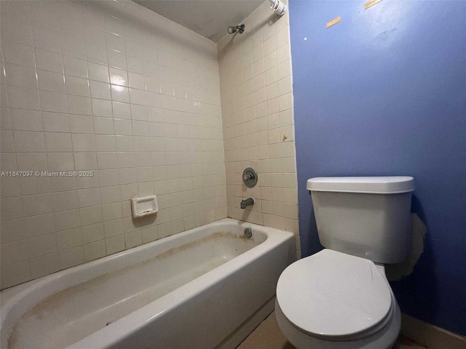 Small Image of 840 Independence Dr, Homestead, FL 33034, USA Number 18