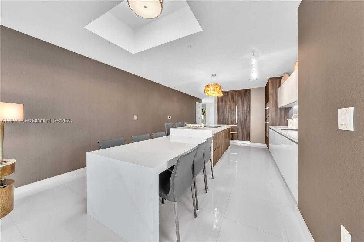 Small Image of 851 NORTH EAST 1ST AVE #3711, Miami Number 11