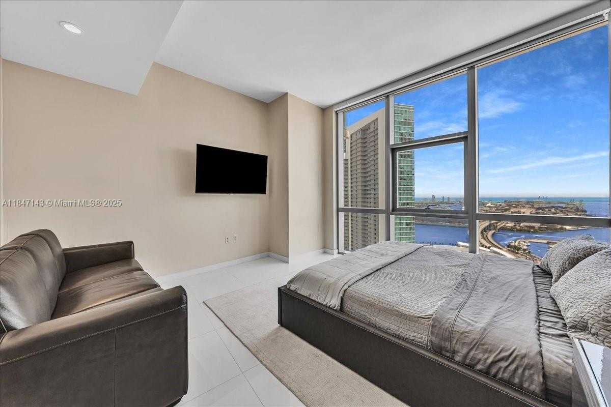 Small Image of 851 NORTH EAST 1ST AVE #3711, Miami Number 15