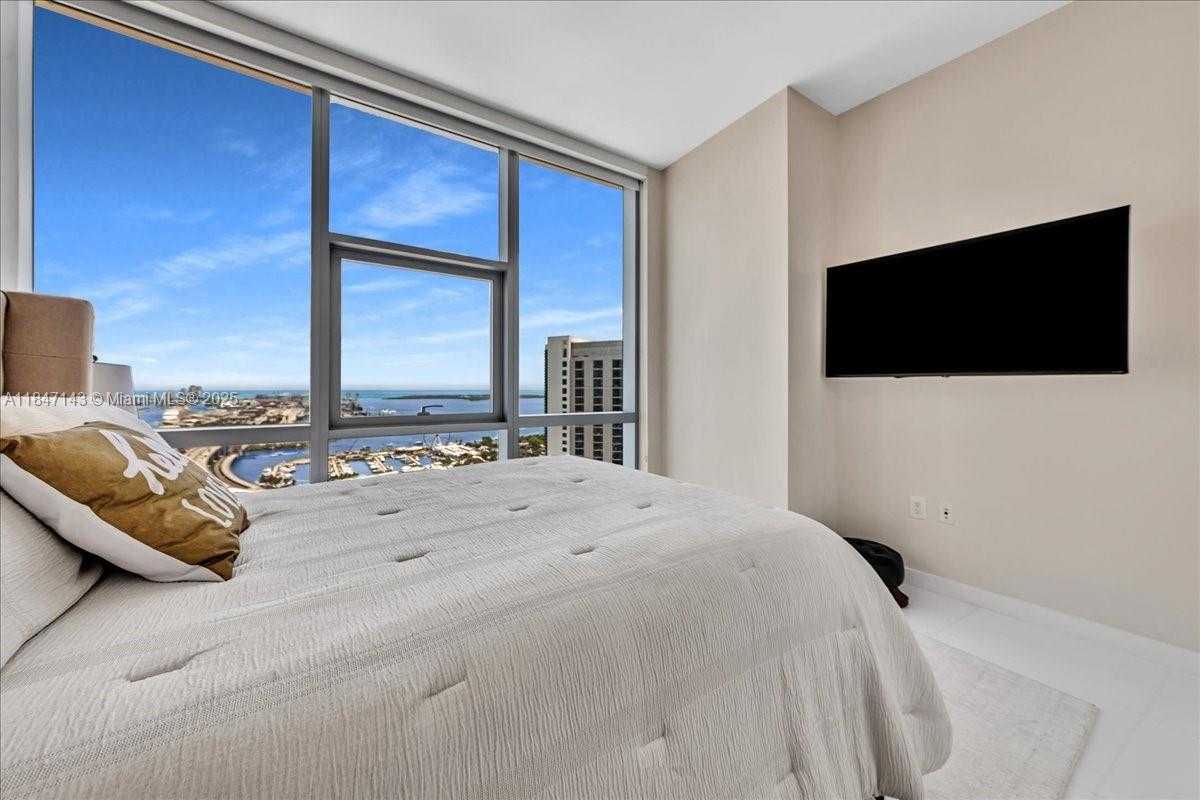 Small Image of 851 NORTH EAST 1ST AVE #3711, Miami Number 17