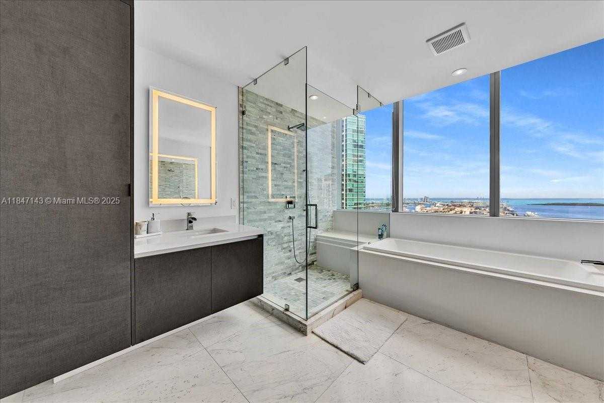 Small Image of 851 NORTH EAST 1ST AVE #3711, Miami Number 25