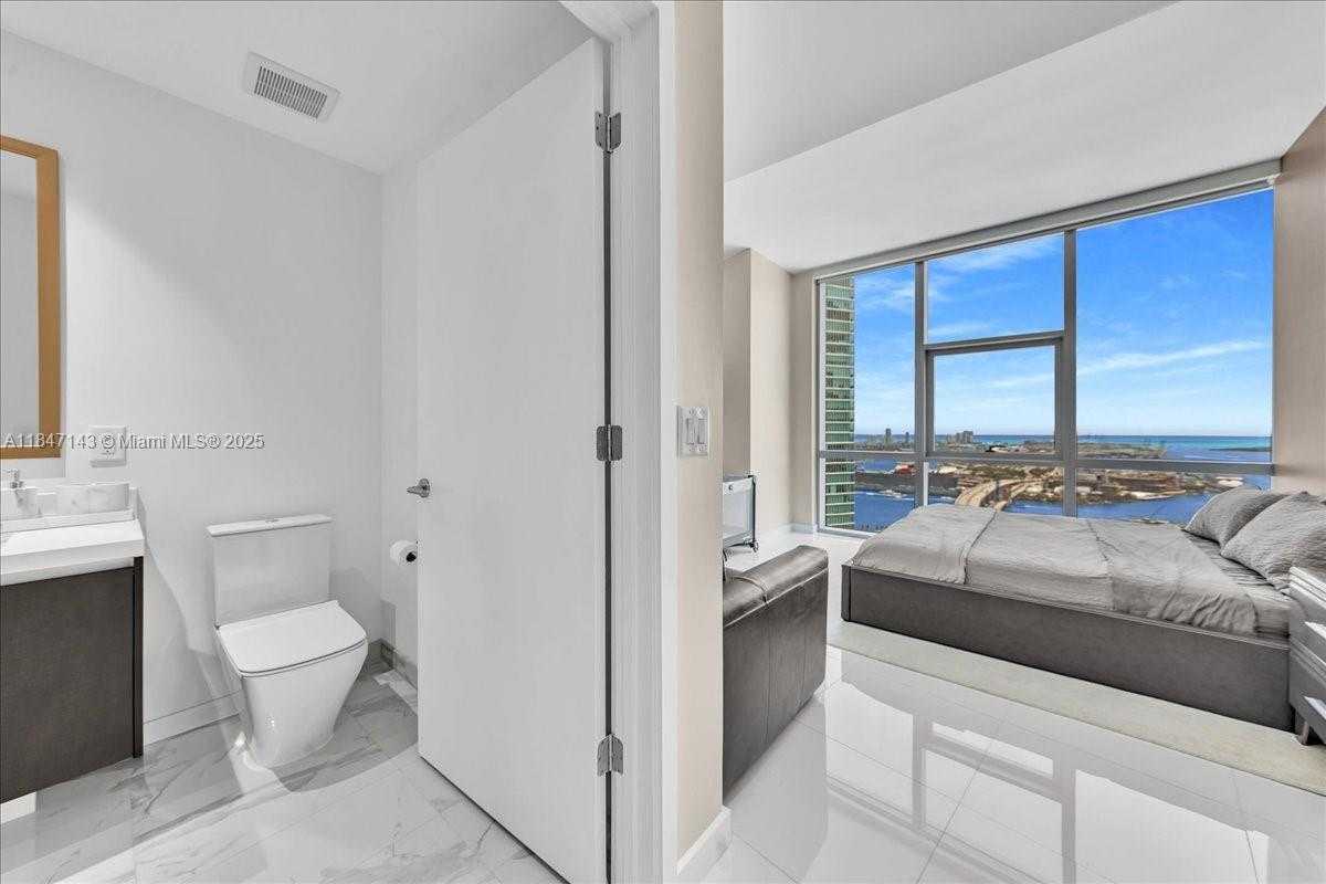 Small Image of 851 NORTH EAST 1ST AVE #3711, Miami Number 30