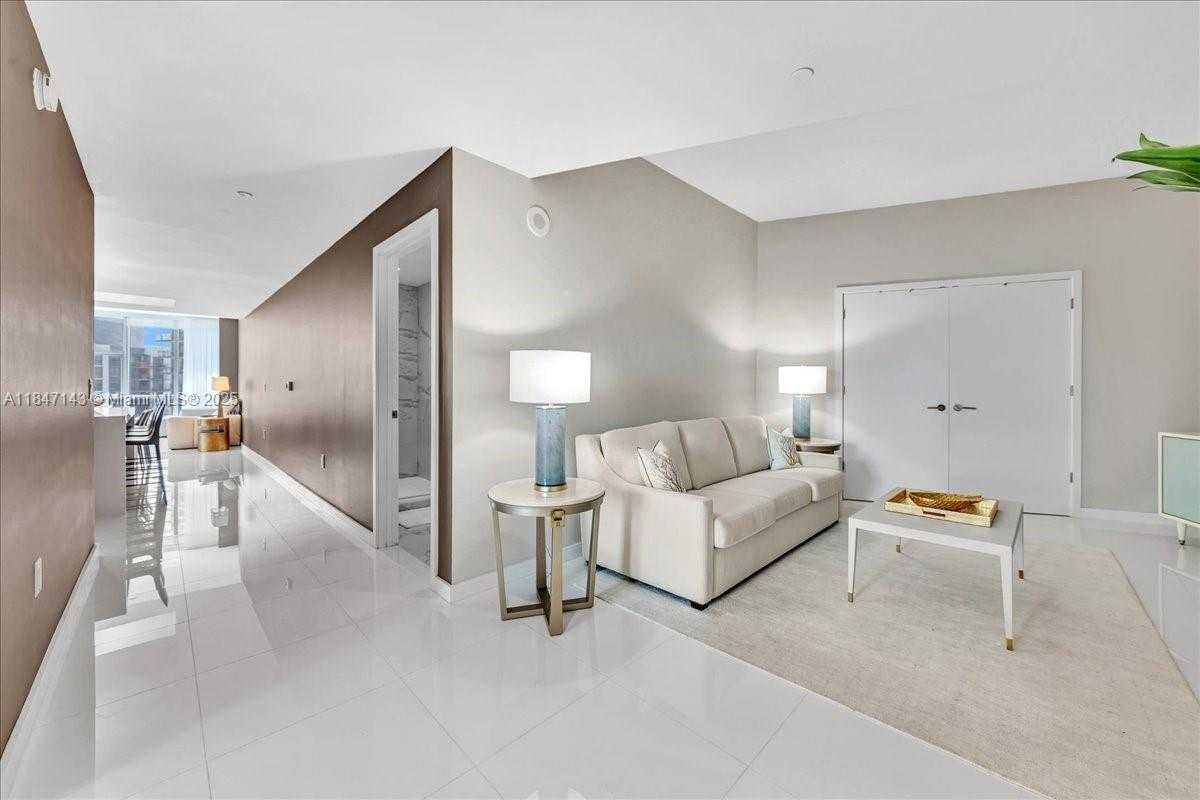 Small Image of 851 NORTH EAST 1ST AVE #3711, Miami Number 34