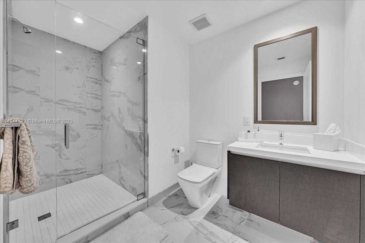 Small Image of 851 NORTH EAST 1ST AVE #3711, Miami Number 36