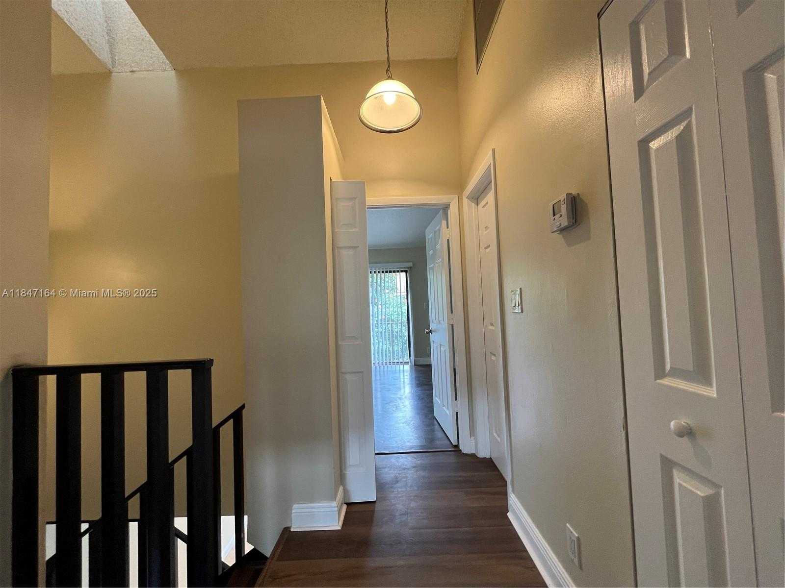 Small Image of 8016 NW 29th St, Sunrise, FL 33322, USA Number 10