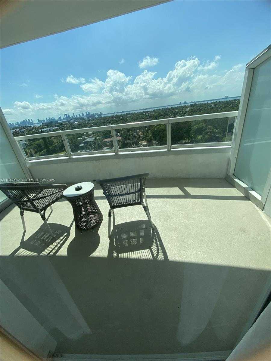 Small Image of 4401 COLLINS AVE #2315/2317, Miami Beach Number 25