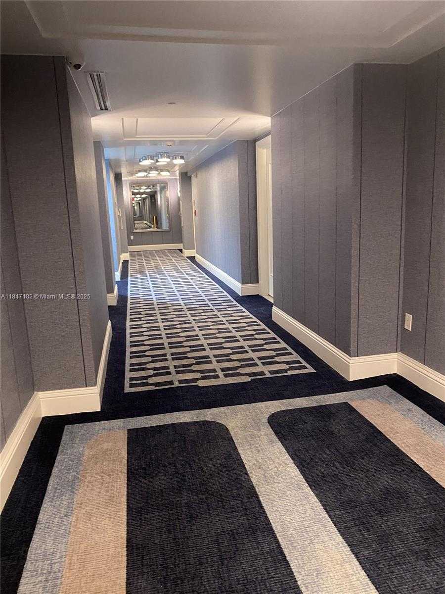 Small Image of 4401 COLLINS AVE #2315/2317, Miami Beach Number 47
